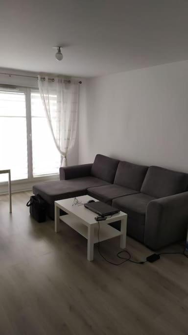 T2 De 42M² A Proximite De La Gare A 30Min De Paris Apartment Mantes-la-Jolie Exterior foto