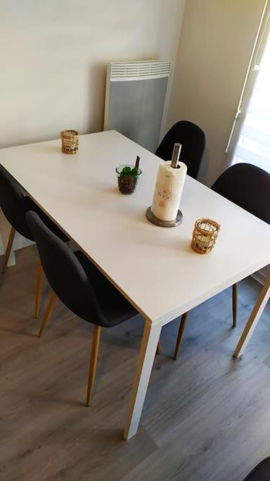 T2 De 42M² A Proximite De La Gare A 30Min De Paris Apartment Mantes-la-Jolie Exterior foto